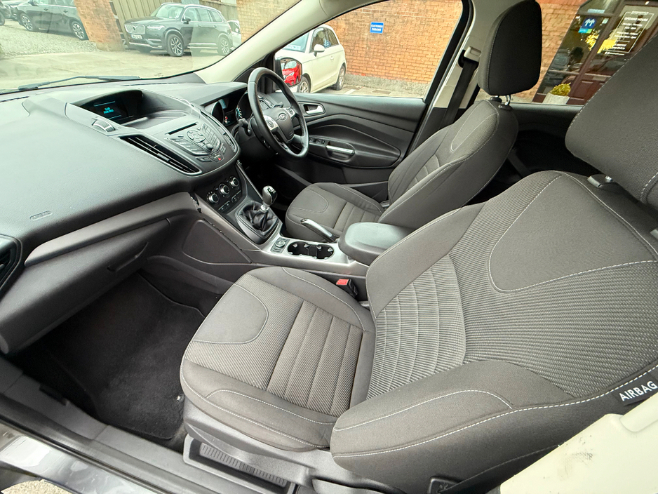 2015 Ford Kuga - image 15