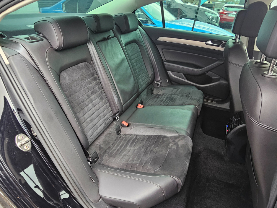 2020 Volkswagen Passat 2.0 TDi Highline 190  BHP Auto - Ultra Low Miles - SOLD €27,950