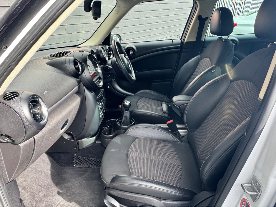 2014 MINI Countryman - image 11