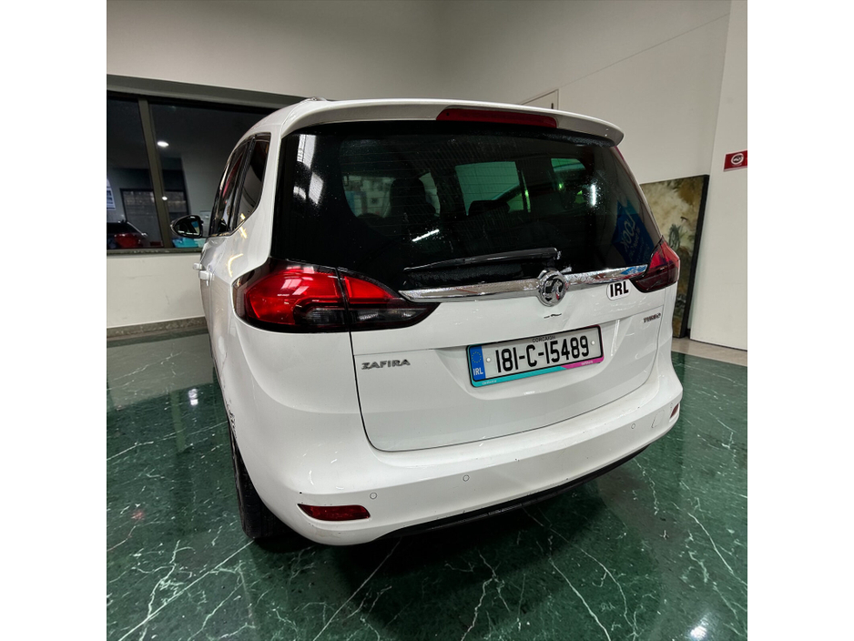 2018 Vauxhall Zafira - image 10