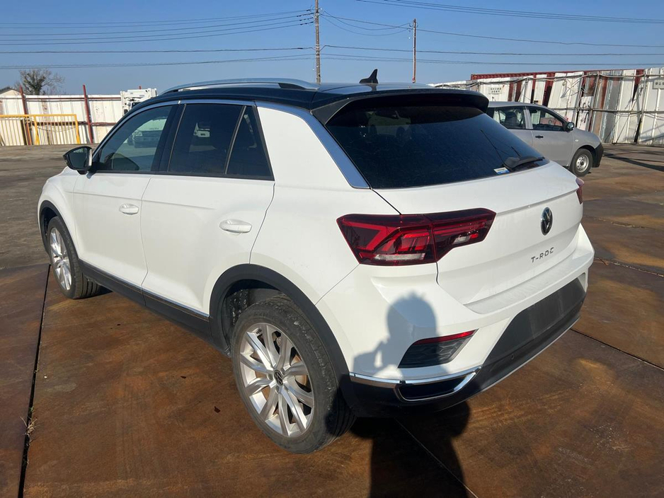 2021 Volkswagen T-Roc - image 7