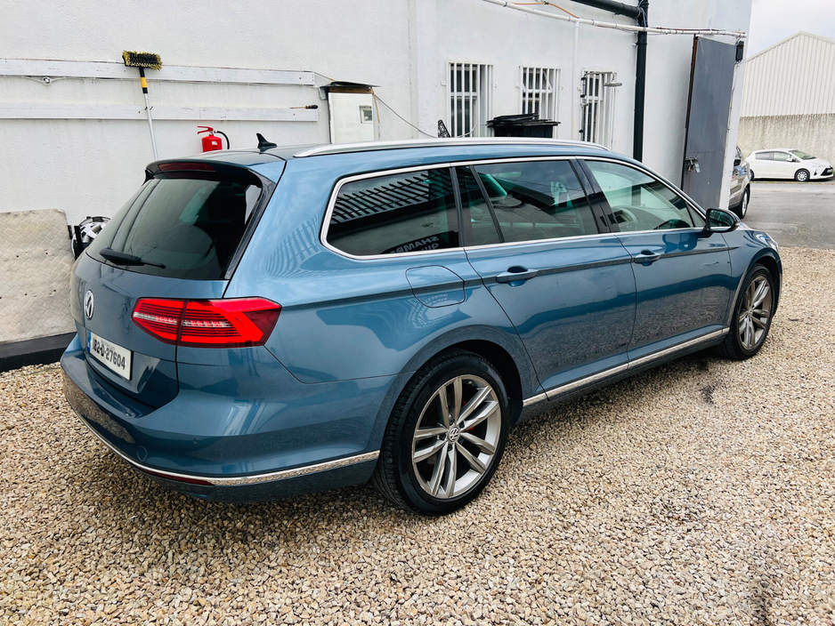 2018 Volkswagen Passat - image 14