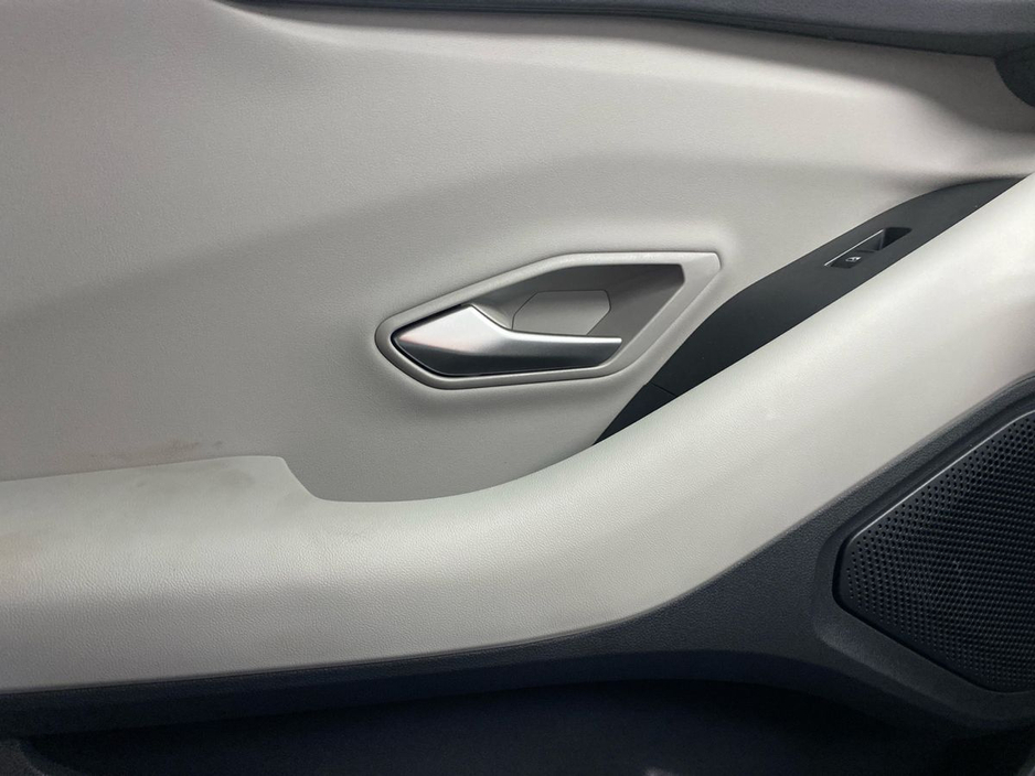 2026 Ford Explorer - image 11