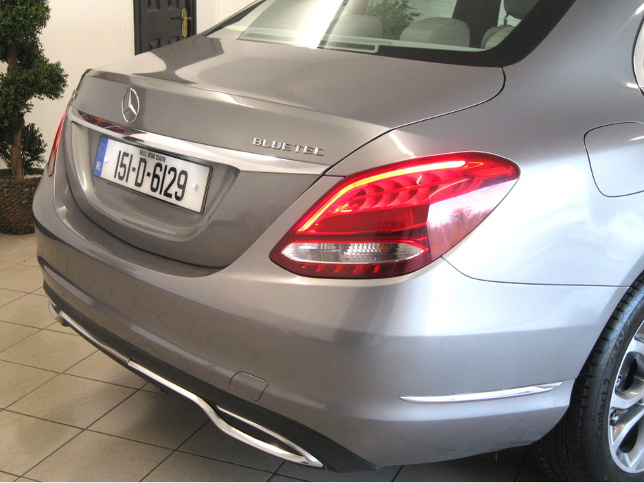 2015 Mercedes-Benz C Class - image 13