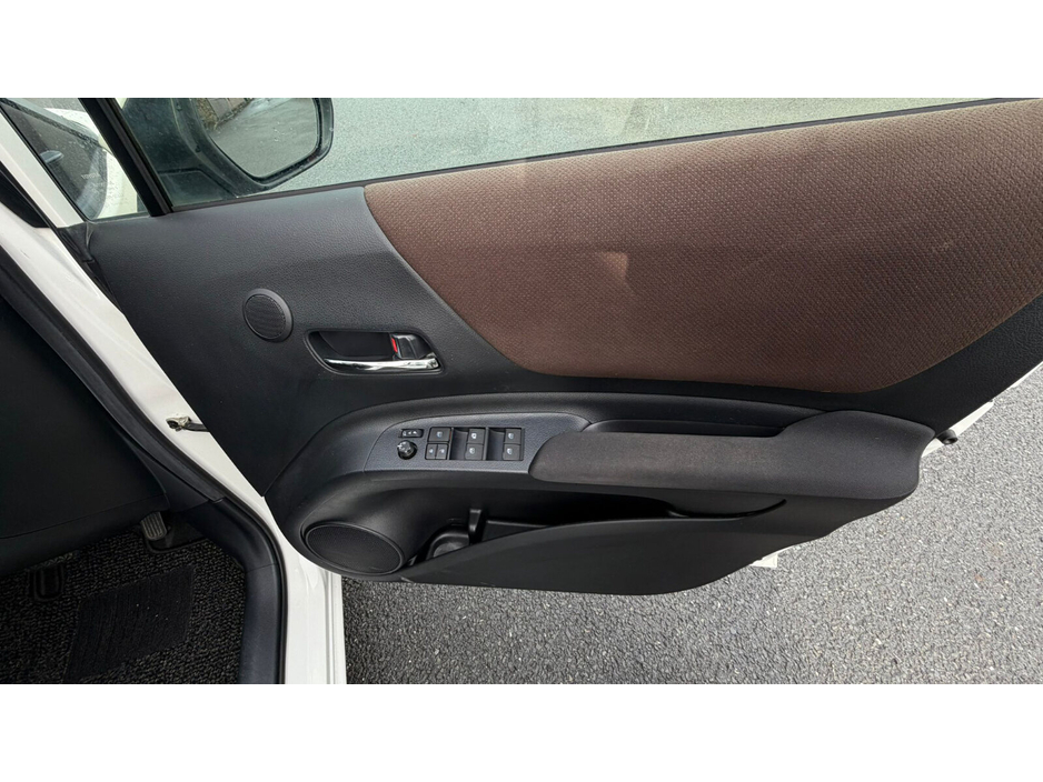 2019 Toyota Sienta  €15,950