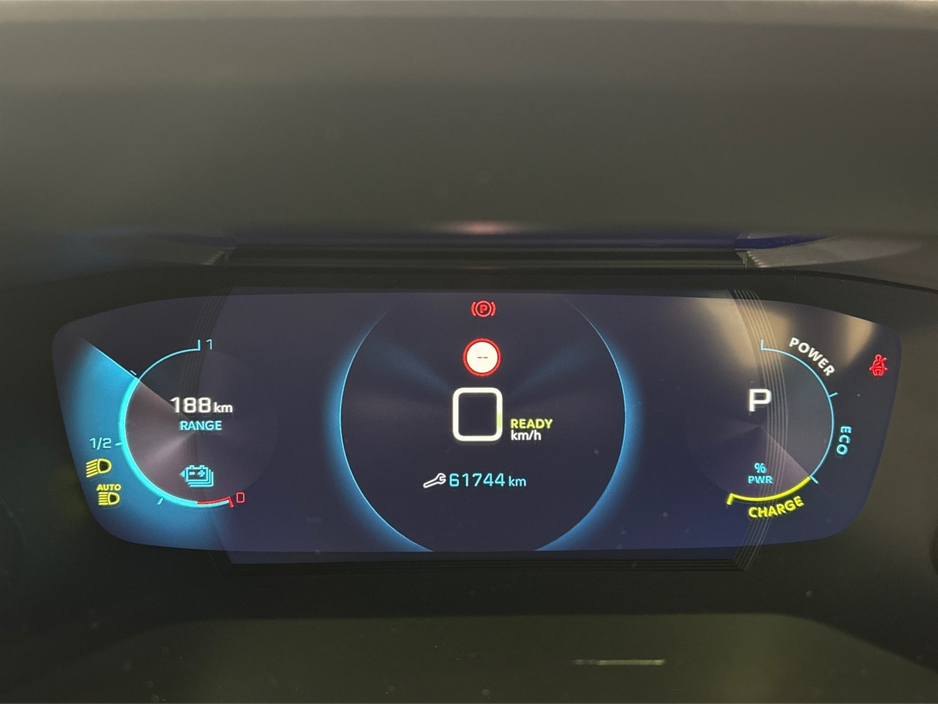 2020 Peugeot 2008 GT 136BHP**PANORAMIC SUNROOF**KEYLESS START**DIGITAL DASH**MULTIFUNCTIONAL STEERING WHEEL**AMBIENT LIGHTING**REVERSE CAMERA**HALF LEATHER INTERIOR**DRIVE MODES**BLUETOOTH** €15,995