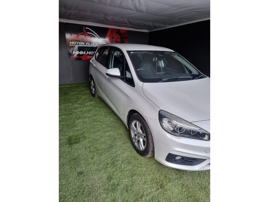 2017 BMW 2 Series - image 2