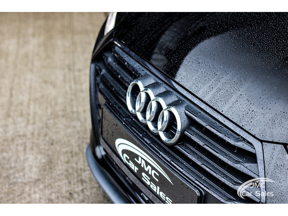 2019 Audi A4 - image 3