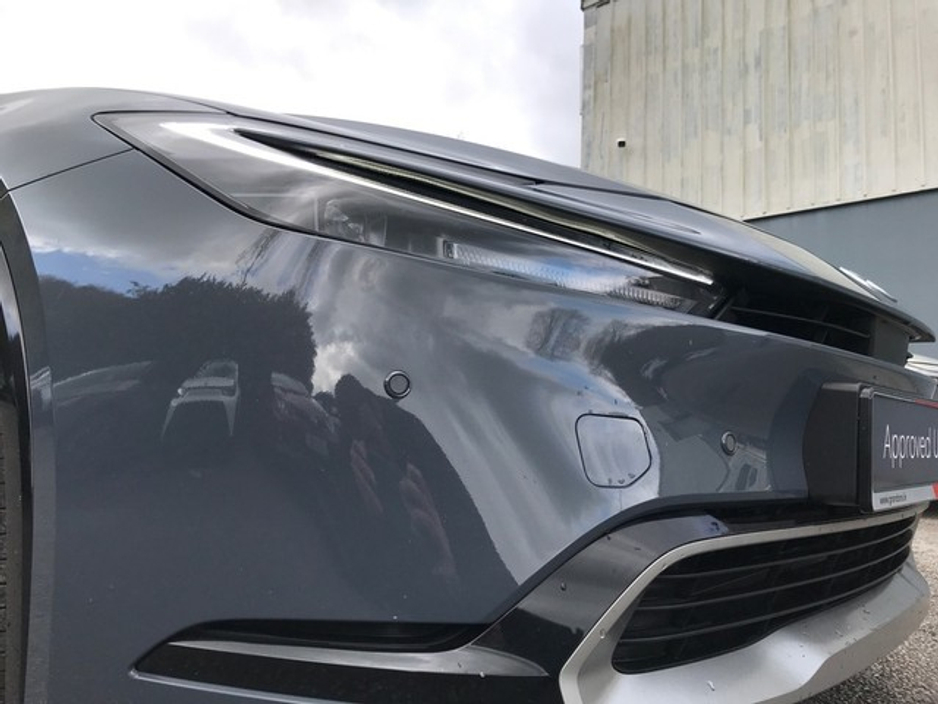 2024 Toyota Prius - image 18