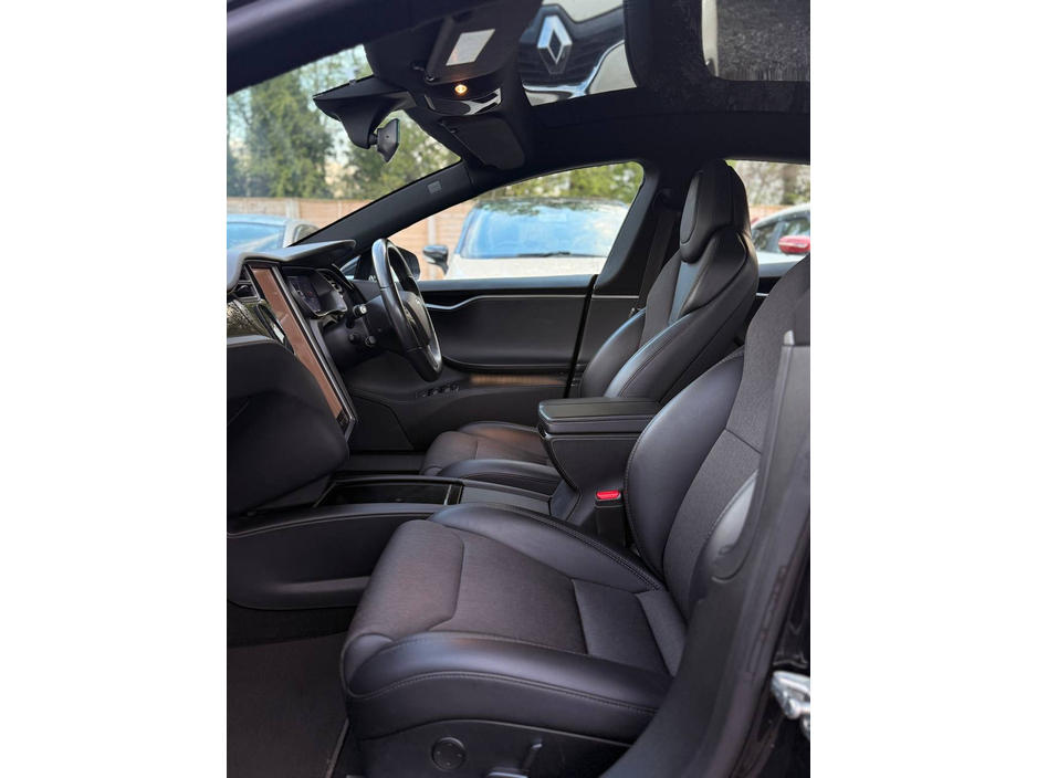 2018 Tesla Model S - image 37