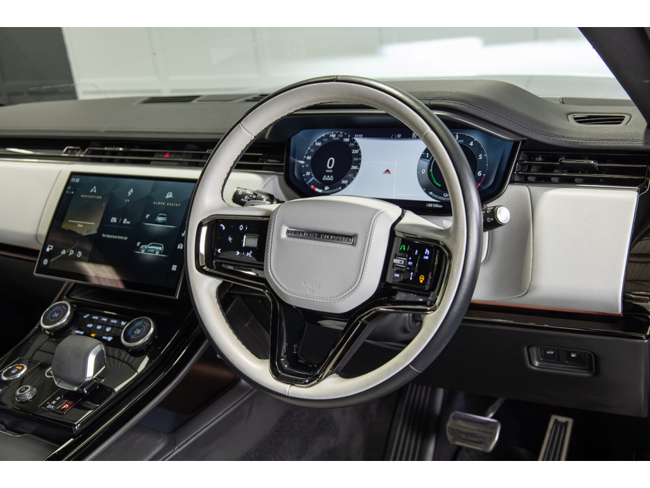 2023 Land Rover Range Rover Sport - image 9