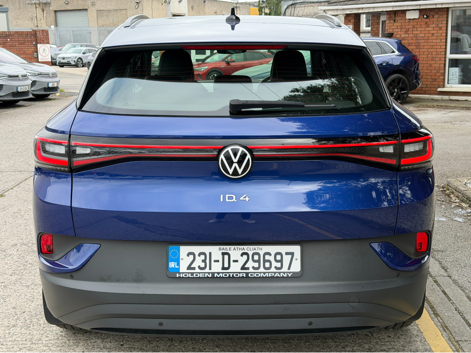 2023 Volkswagen ID.4 - image 10