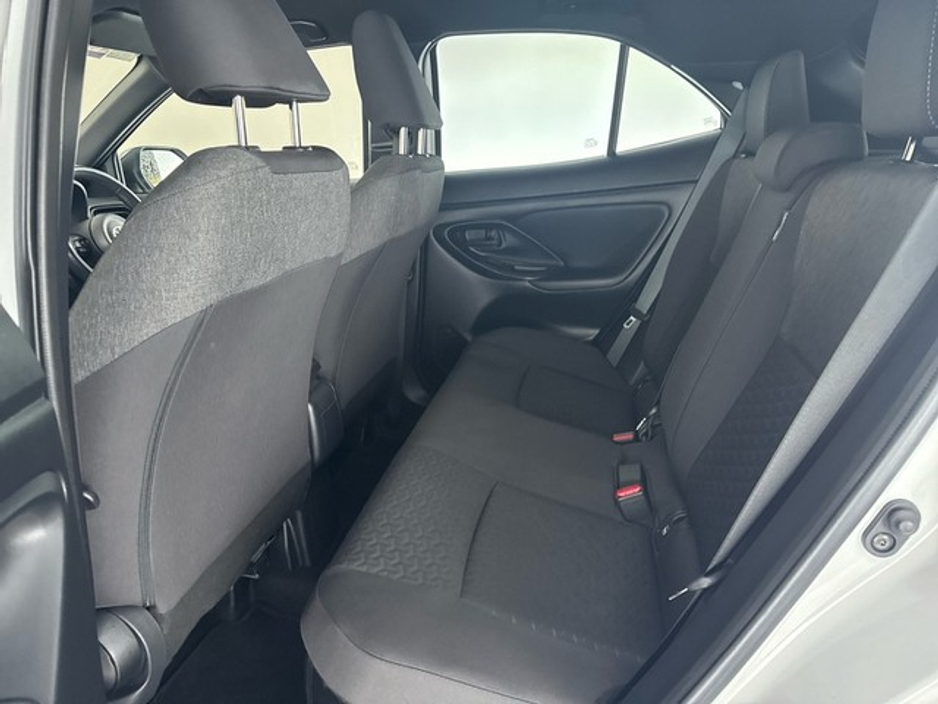 2023 Toyota Yaris Cross LUNA SPORT €27,950