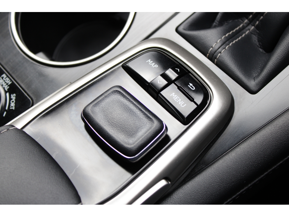 2019 Lexus RX 450hL - image 17