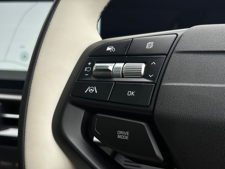 2026 Kia Sportage - image 12