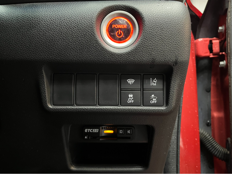 2022 Honda CR-V €33950 2022 HONDA CR-V EHEV EX HYBRID 2.0 AUTOMATIC / CRUISE CONTROL / REVERSE CAMERA / ELECTRIC MEMORY & HEATED SEATS / PADDLE SHIFTERS €33,950