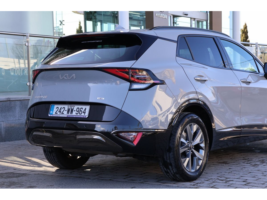 2024 Kia Sportage - image 5