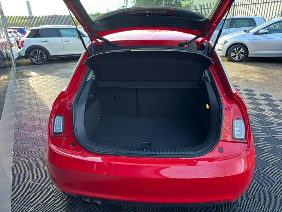 2014 Audi A1 - image 6