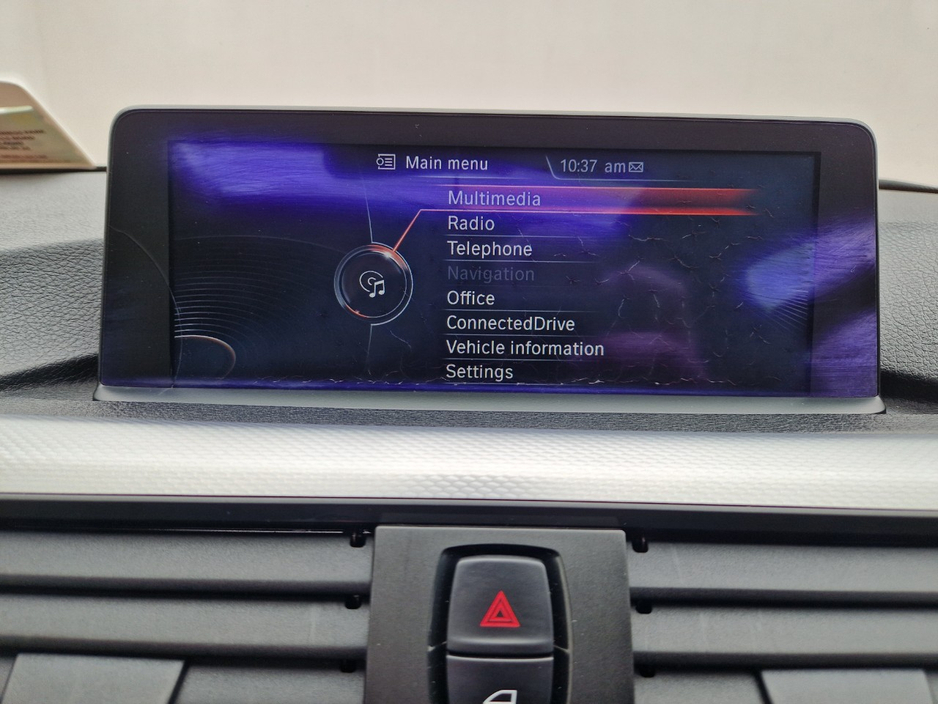 2013 BMW 3 Series - image 38