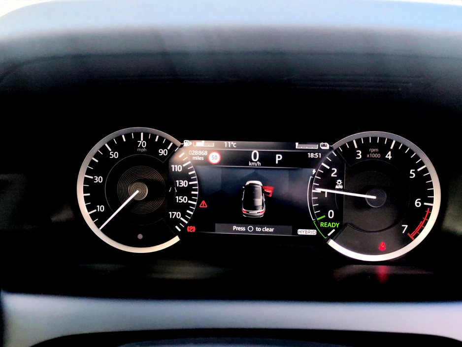 2023 Land Rover Discovery Sport - image 25