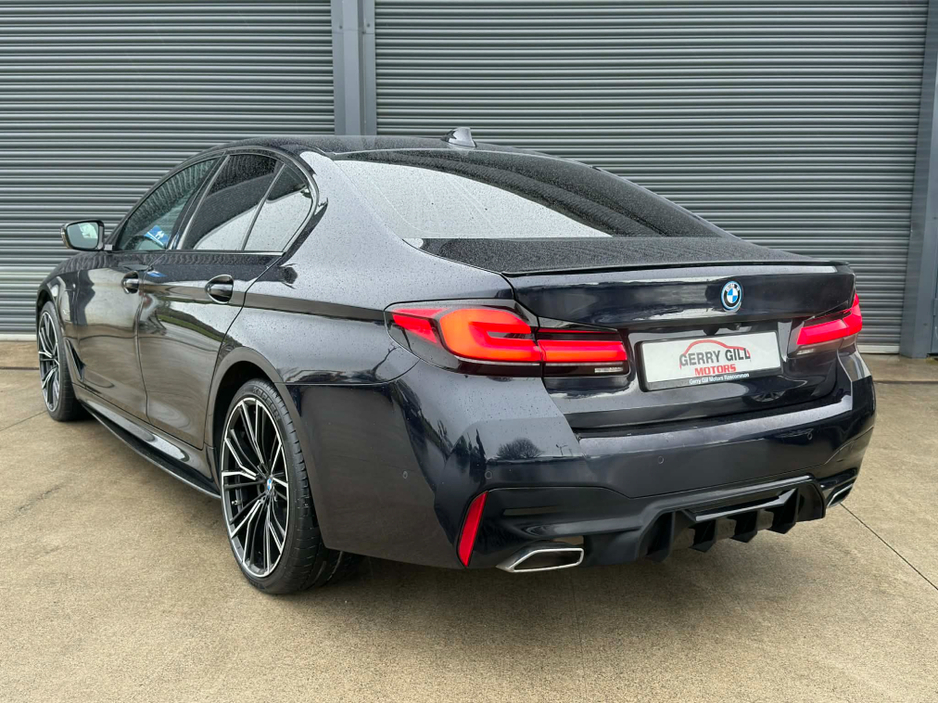 2022 BMW 5 Series - image 5
