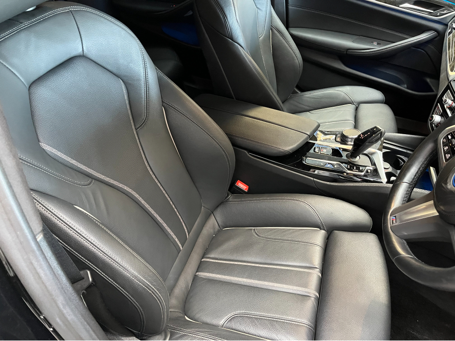 2022 BMW 5 Series 2022 BMW 523E M-SPORT 2.0 AUTOMATIC / CRUISE CONTROL / 360° PARKING CAMERA / PADDLE SHIFTERS / ELECTRIC MEMORY & HEATED SEATS / APPLE CARPLAY / HEATED REAR SEATS