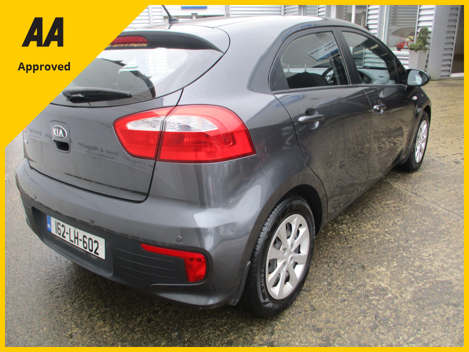 2016 Kia Rio - image 5