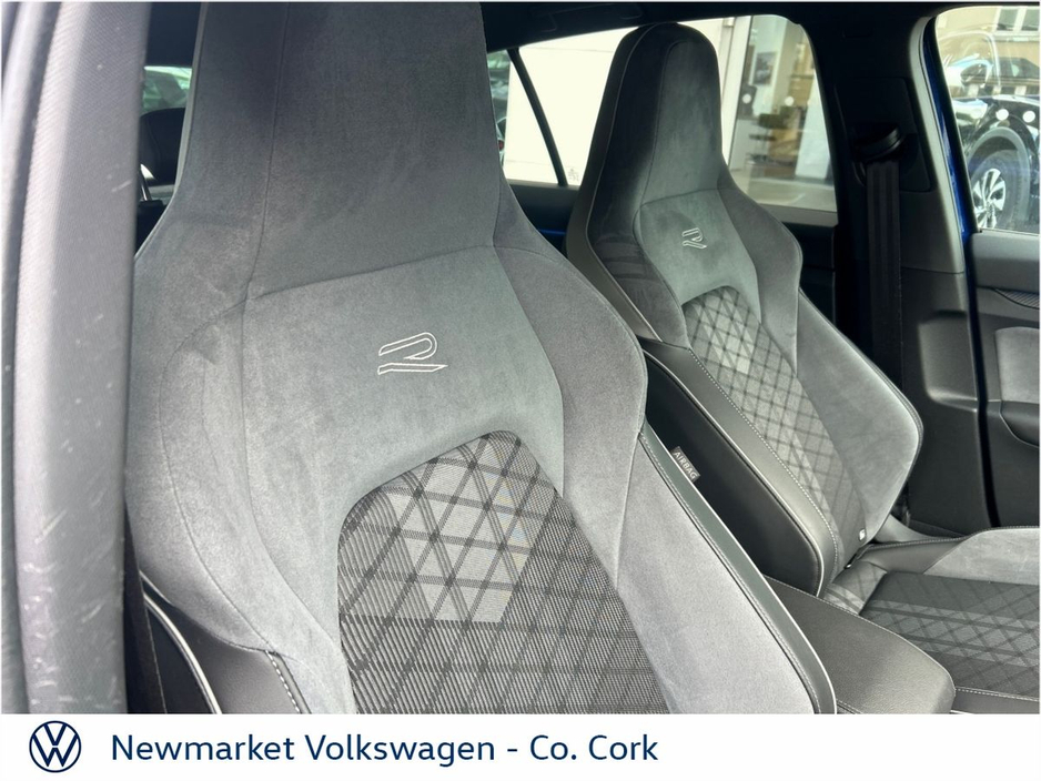 2024 Volkswagen Golf - image 16