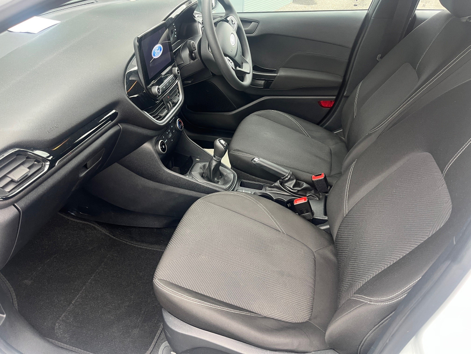 2023 Ford Fiesta - image 7