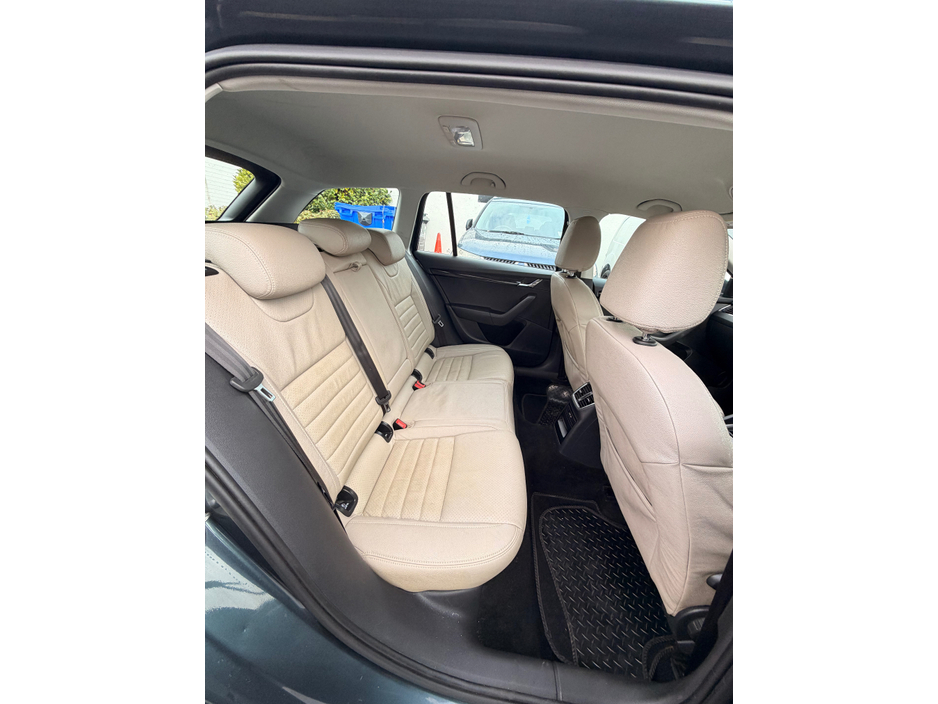 2018 Skoda Octavia COMBI STYLE 1.6 TDI 115HP 4DR €11,950