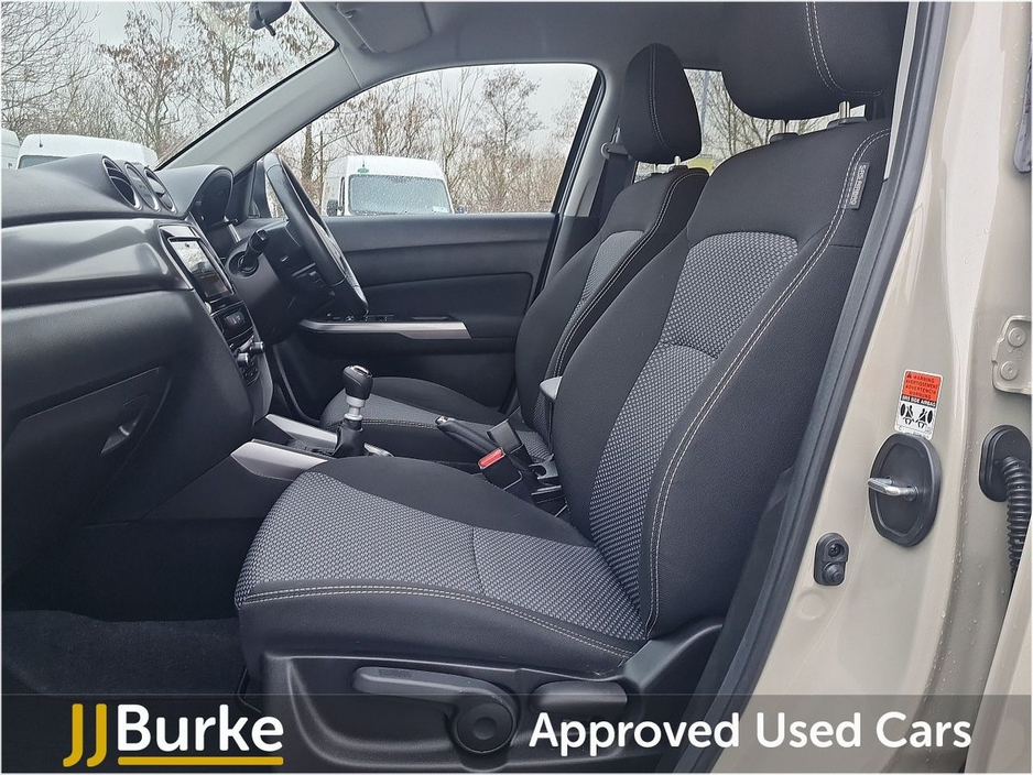 2023 Suzuki Vitara - image 8