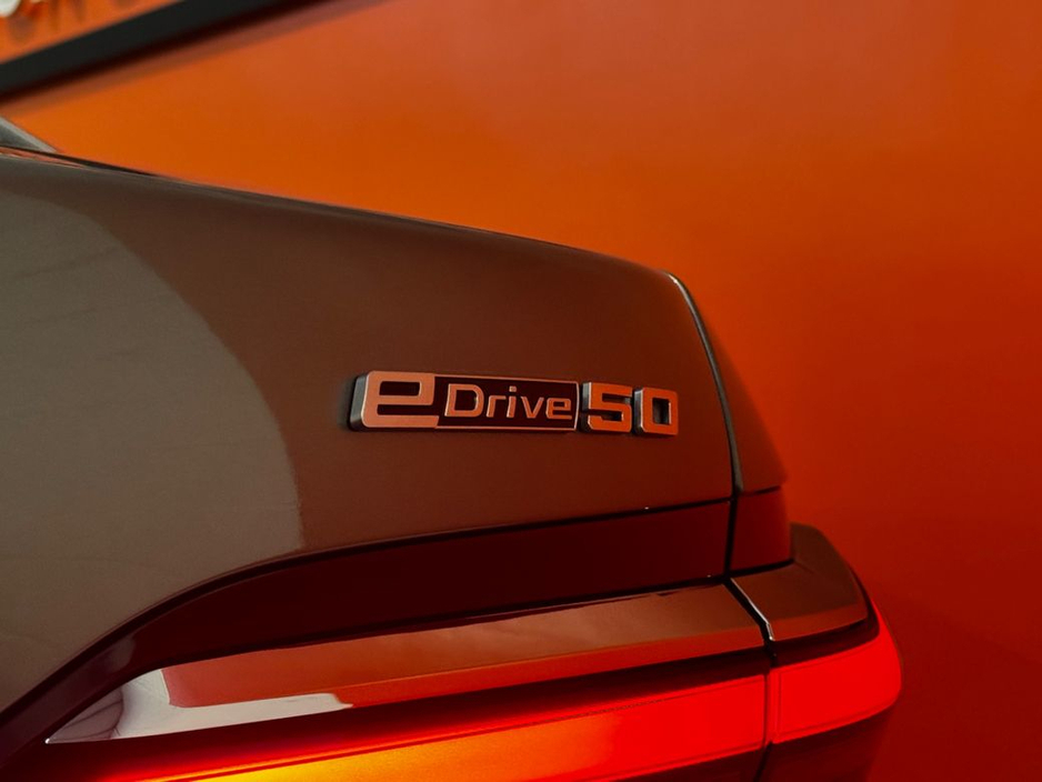 2024 BMW i7 EDRIVE50 M SPORT #37