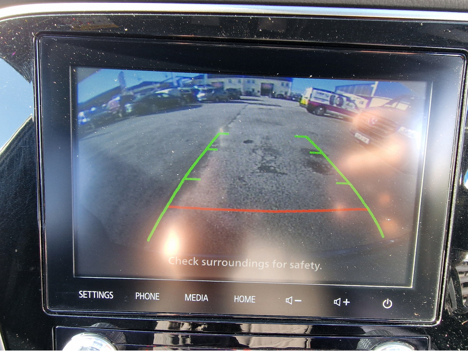 2019 Mitsubishi Outlander - image 18