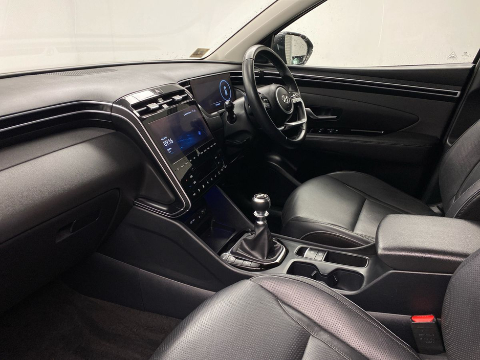 2023 Hyundai Tucson - image 2