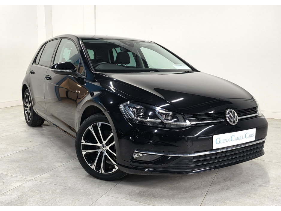 2020 Volkswagen Golf - image 3