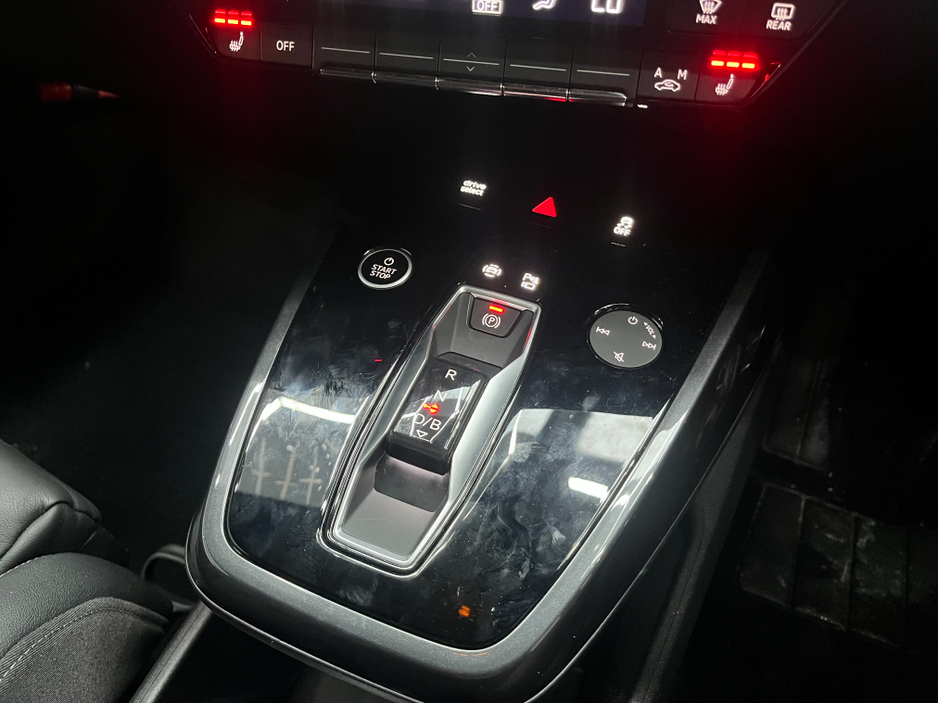 2023 Audi Q4 e-tron €34950 2023 AUDI Q4 E-TRON 40 S-LINE SPORTBACK ELECTRIC AUTOMATIC / CRUISE CONTROL / 360° PARKING CAMERA / HEATED SEATS / PADDLE SHIFTERS / APPLE CARPLAY / AMBIENT LIGHTS €34,950