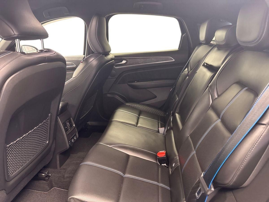 2024 Renault Arkana - image 10