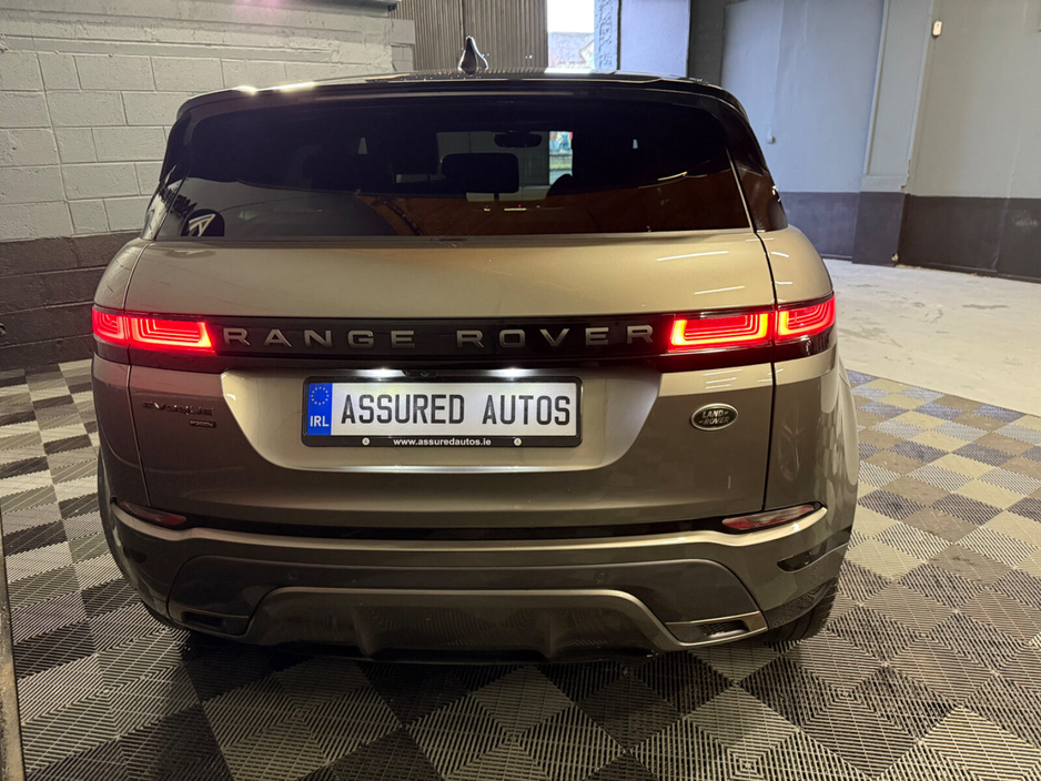 2022 Land Rover Range Rover Evoque - image 4
