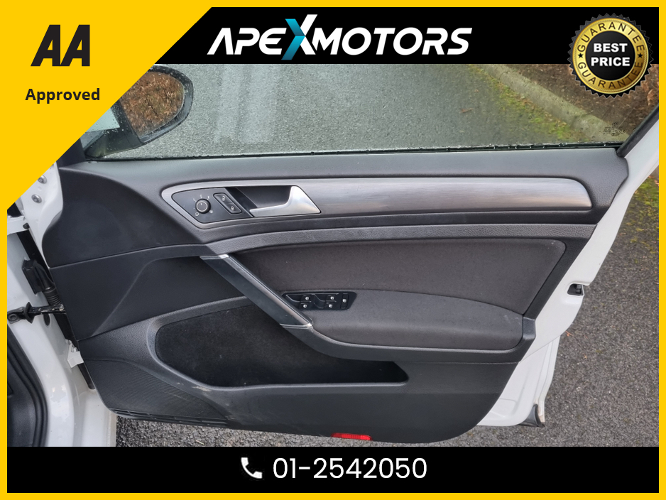2017 Volkswagen Golf FINANCE ARRANGED * 1.0 SE NAV 110PS 5DR * NEW NCT JAN-28 * LOW LOW MILES  * IMMACULATE * 6-STAMPS SERVICE HISTORY * AA APPROVED * 101 SAFETY CHECKLIST * MANUAL * COLOUR REVERSE CAMERA * TOP-SPEC €17,949