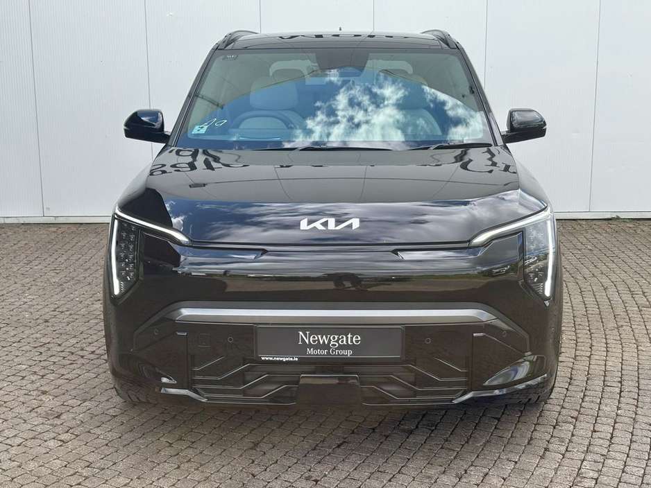 2026 Kia EV3 - image 2