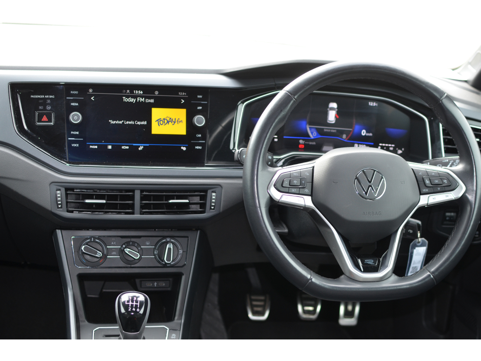 2023 Volkswagen Taigo - image 16