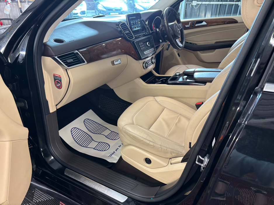 2018 Mercedes-Benz GLE Class - image 19