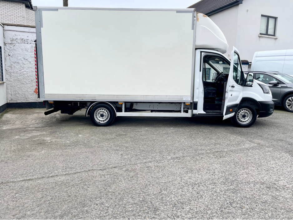 2023 Ford Transit - image 5