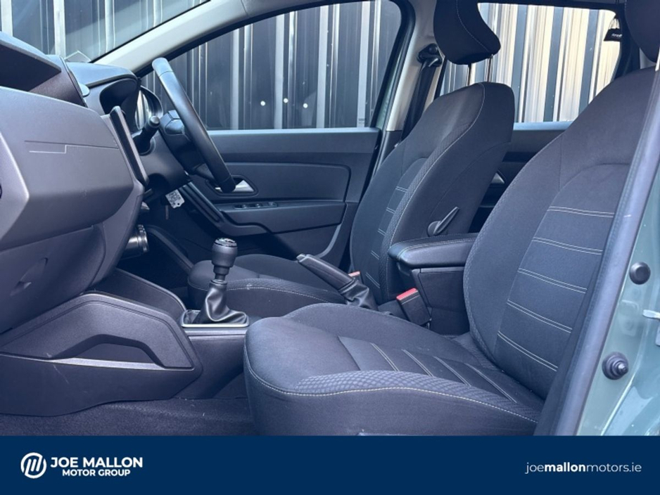 2023 Dacia Duster 1.5 Blue dCi 115 Expression €23,950