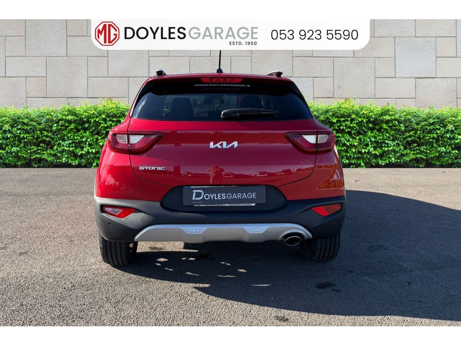 2023 Kia Stonic - image 4