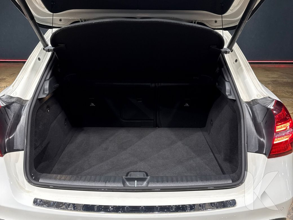 2018 Mercedes-Benz GLA Class - image 16