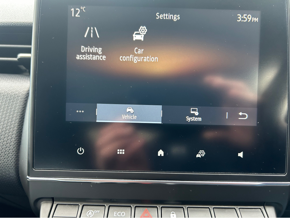 2023 Renault Clio - image 9