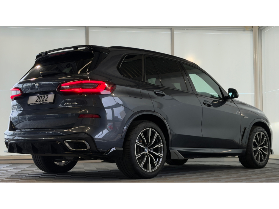 2022 BMW X5 *G05 XDRIVE45E M SPORT* €63,800
