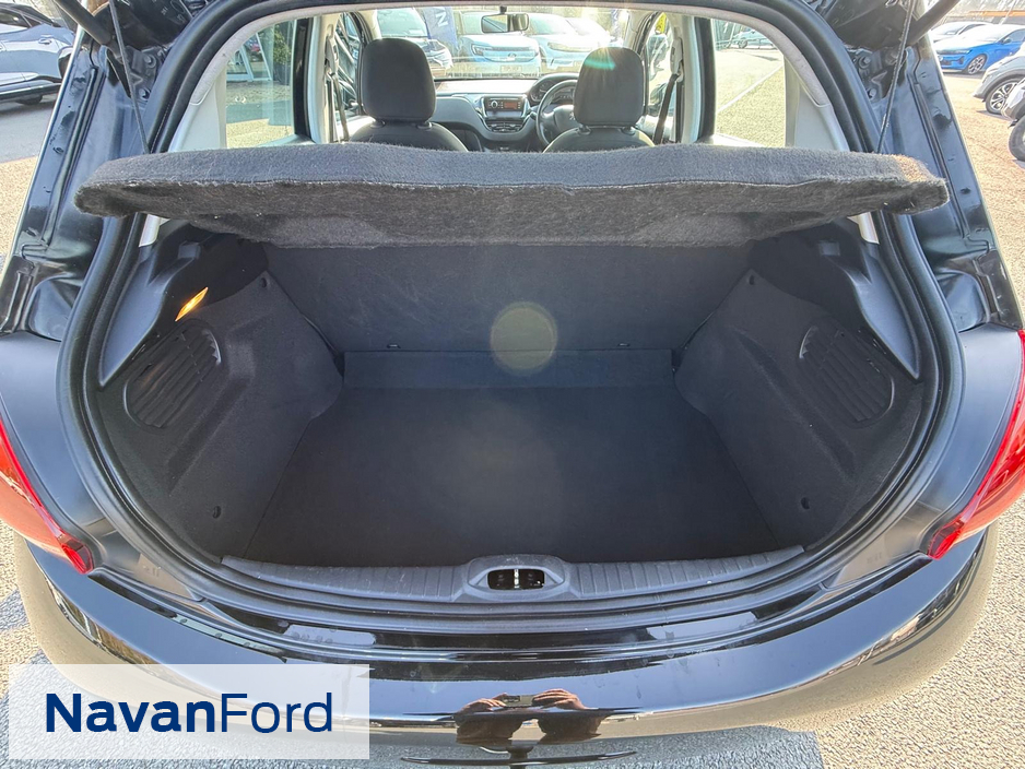 2016 Peugeot 208 - image 15