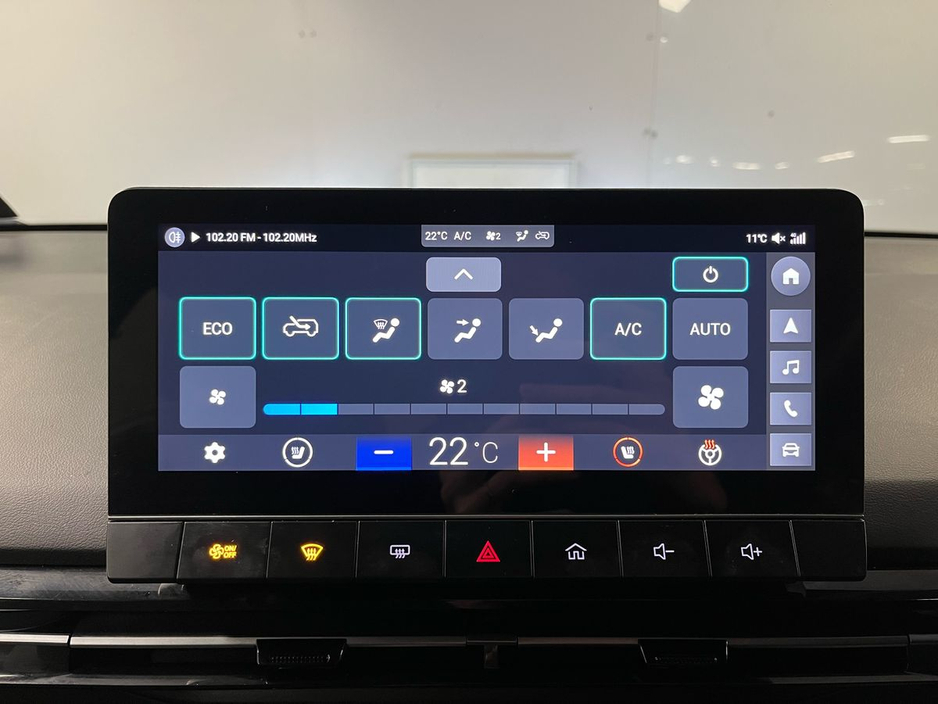 2023 MG 4 Trophy 64kWh Long Range 203PS - Reversing Camera - Sat Nav - Climate Control - Heated Seats - Keyless Start - Apple CarPlay/Android Auto €21,650